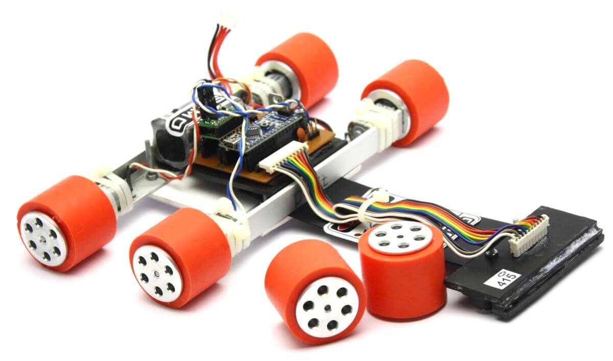 silicone-wheel-line-follower-robot_1.jpg (55 KB)