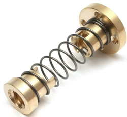  - T8 Yaylı Trapez Somun Hatvesi 2mm